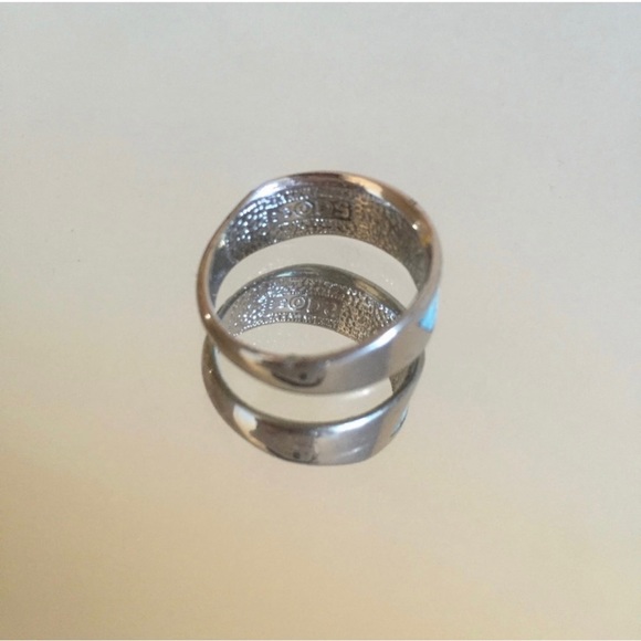 Vintage Blue White Turquoise Triangle Pattern Thick Band Ring - Picture 6 of 6